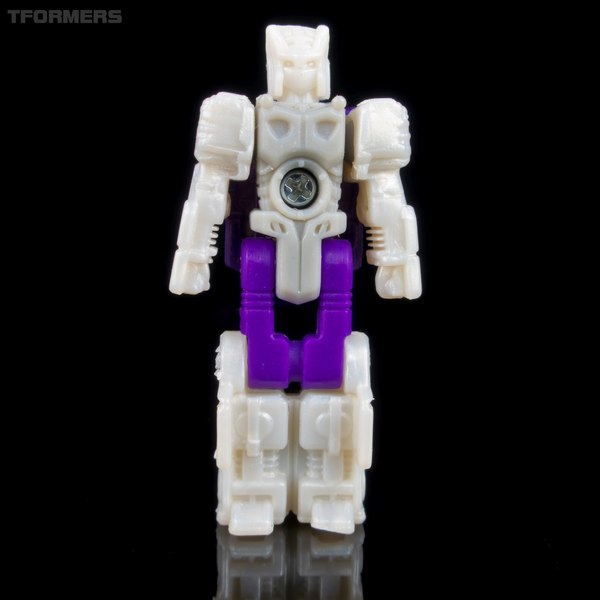 TFormers Gallery   Siege On Cybertron Tidal Wave 031 (31 of 124)